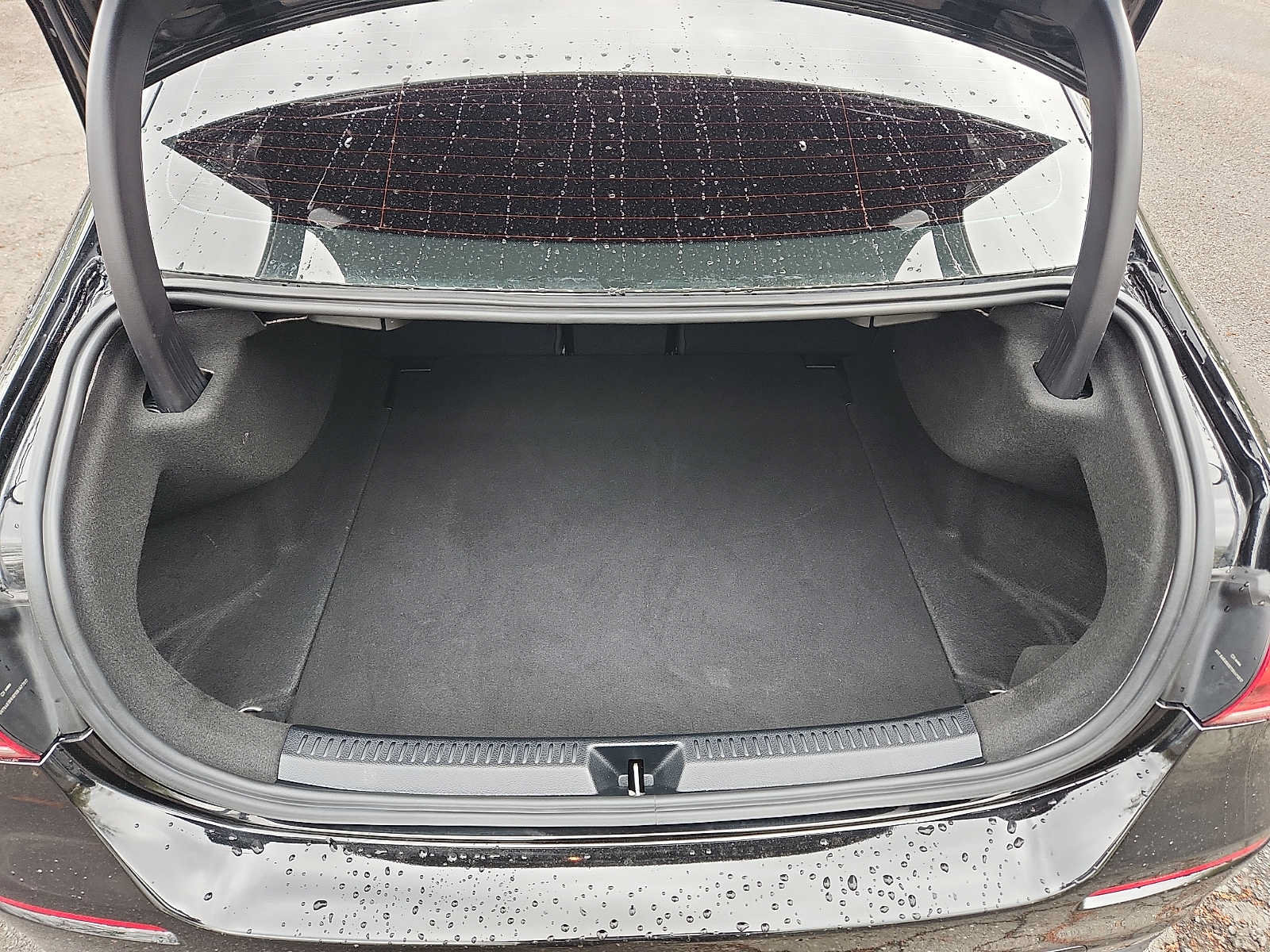 Used 2020 Mercedes-Benz A 220 4MATIC w/ Premium Package image 28