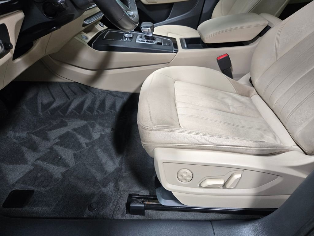 Used 2018 Audi Q5 2.0T Premium Plus w/ Premium Plus Package image 11