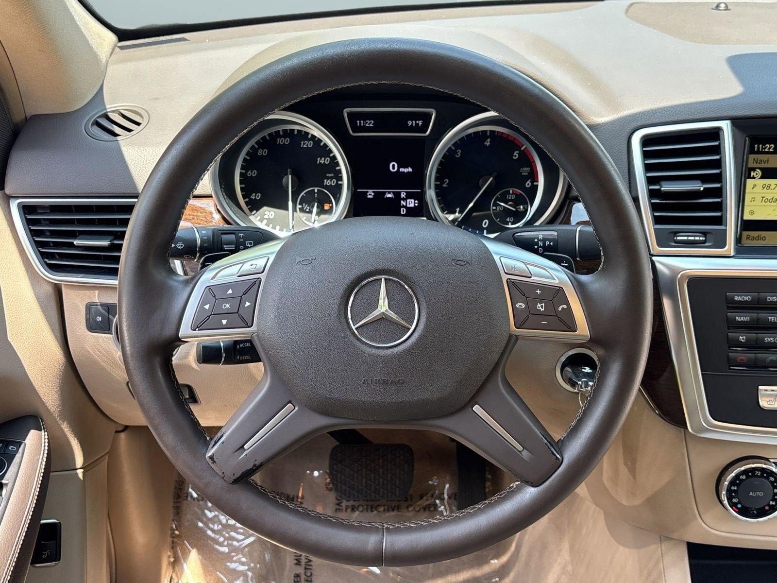 Used 2012 Mercedes-Benz ML 350 BlueTEC 4MATIC image 14