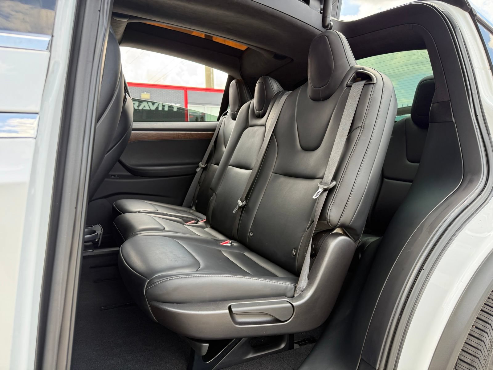 Used 2020 Tesla Model X Long Range AWD/4WD image 18