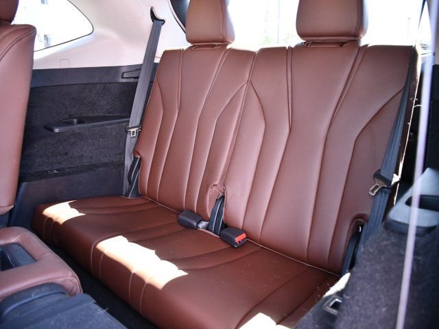 Certified 2023 Acura MDX FWD w/ Technology Package image 17