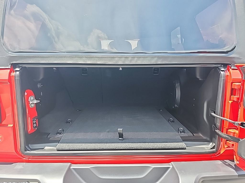 New 2025 Jeep Wrangler Sahara image 17