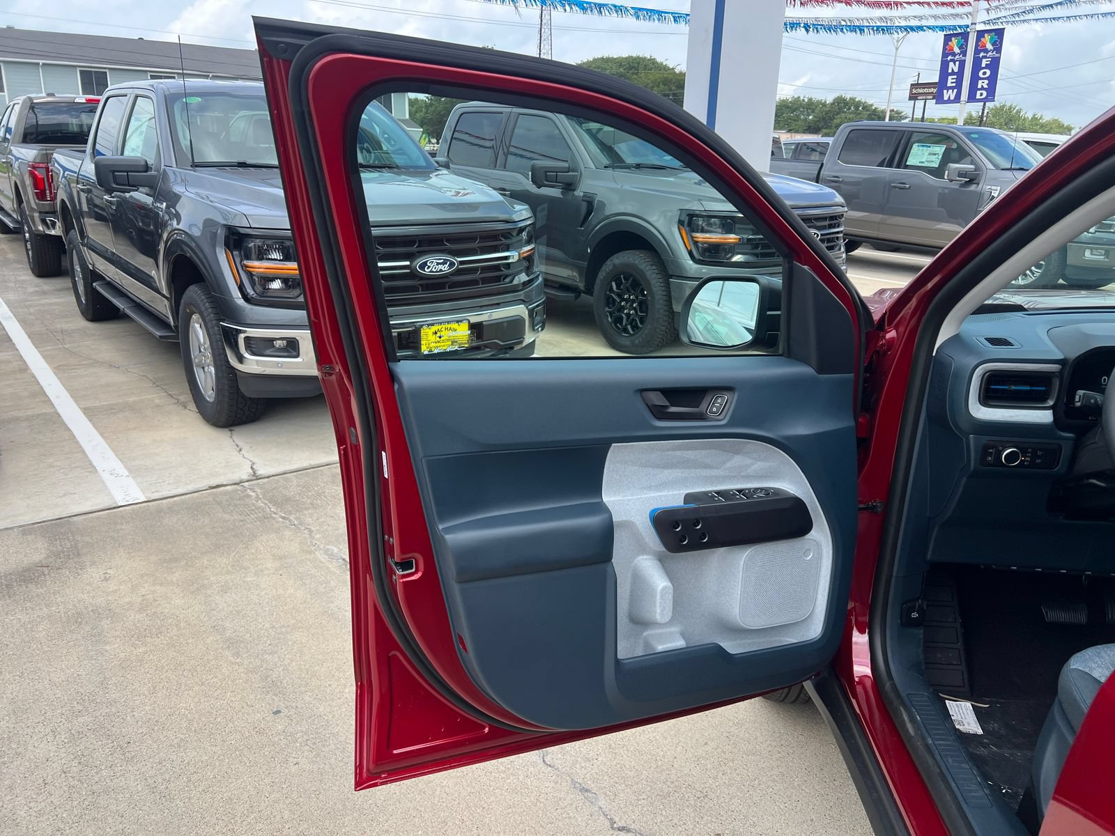 New 2026 Ford Maverick XLT FWD image 12