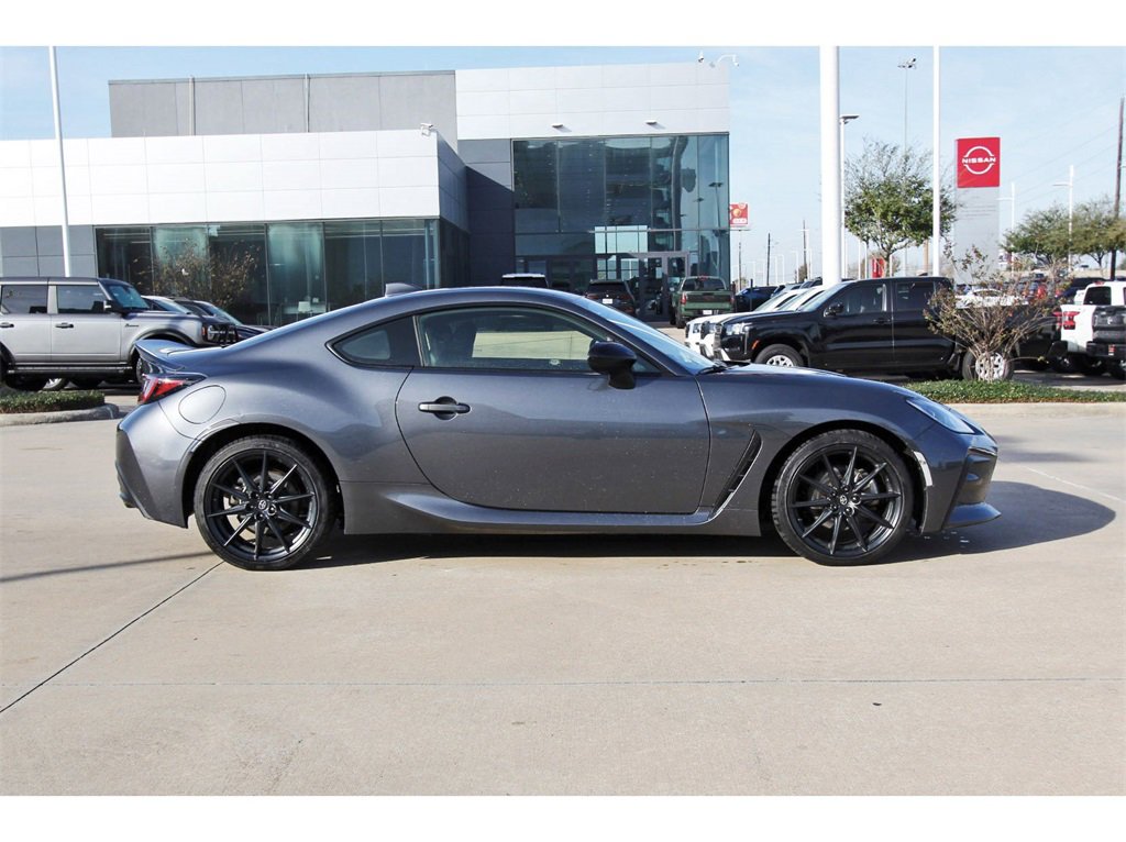 Used 2023 Toyota GR86 Premium image 7