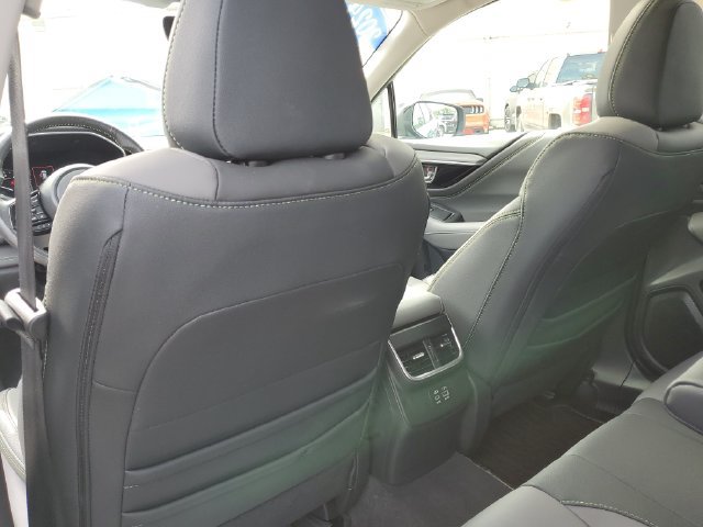 Used 2024 Subaru Outback Onyx Edition AWD/4WD image 22