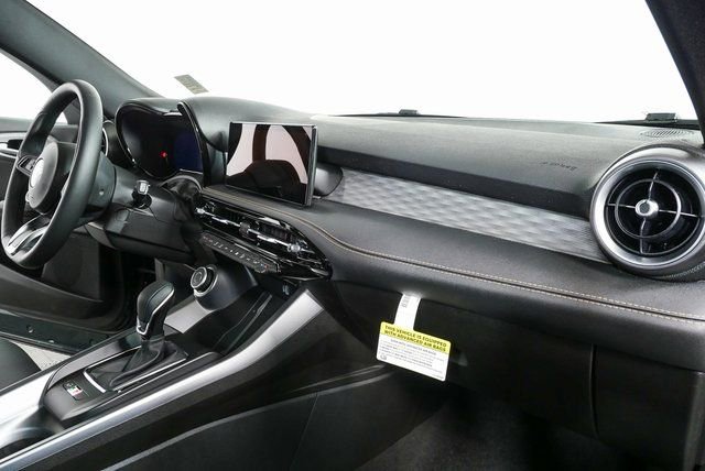 New 2026 Alfa Romeo Tonale w/ Black Premium Package image 25