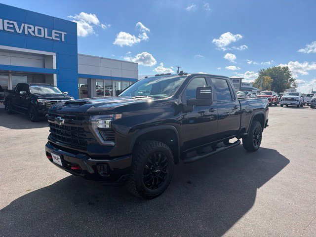 Used 2026 Chevrolet Silverado 3500 LT w/ Trail Boss Package AWD/4WD image 2