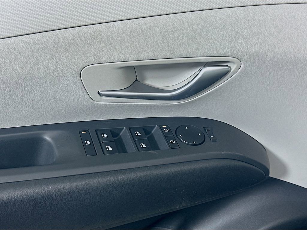 New 2026 Hyundai Tucson Blue SE w/ Tow & Go Package image 19