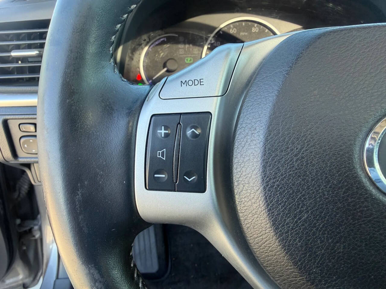 Used 2013 Lexus CT 200h FWD image 20