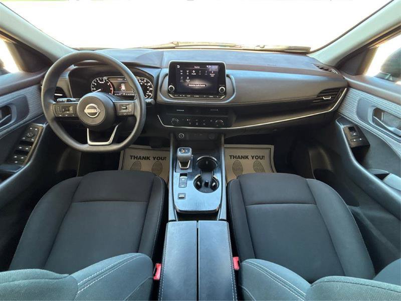 Used 2023 Nissan Rogue S image 17