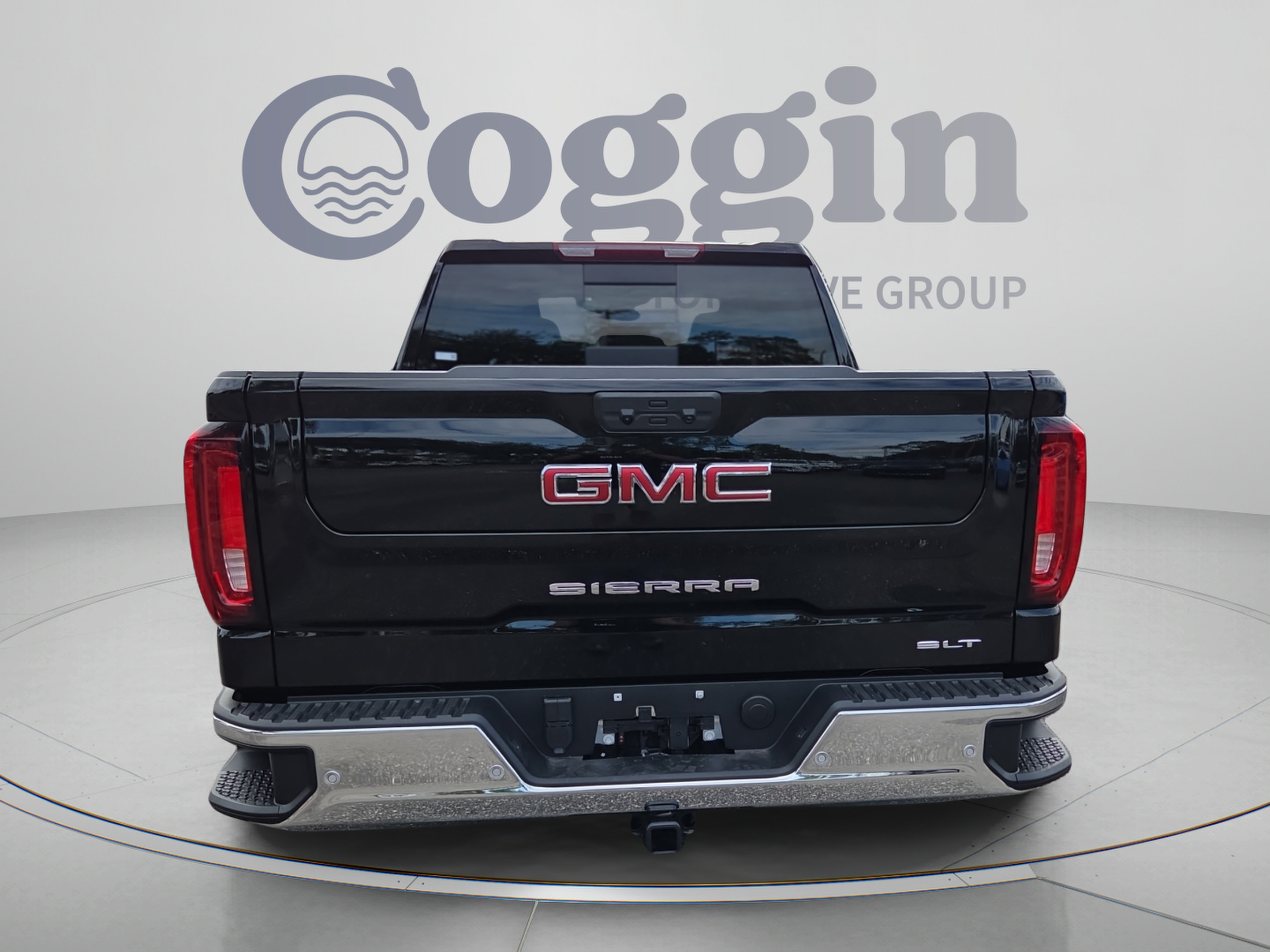 New 2026 GMC Sierra 1500 SLT w/ SLT Premium Plus Package AWD/4WD image 4