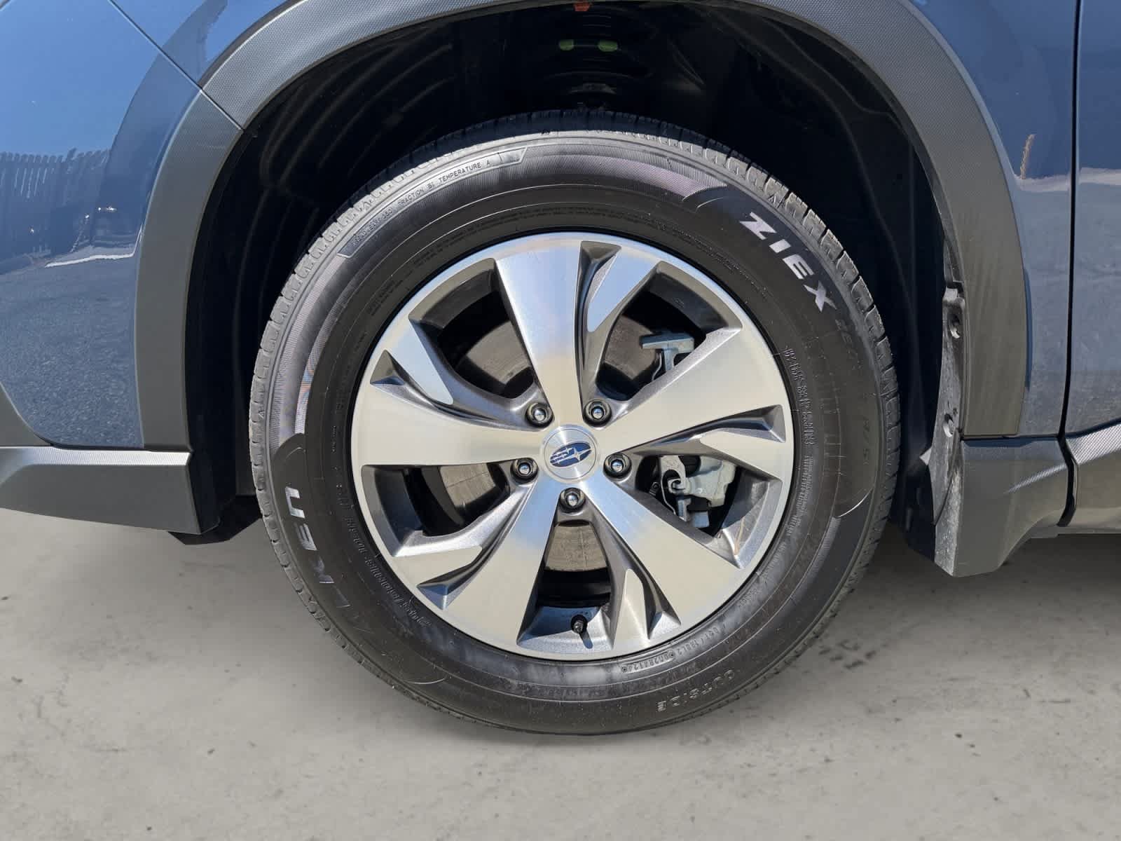 Certified 2025 Subaru Ascent Premium AWD/4WD image 10