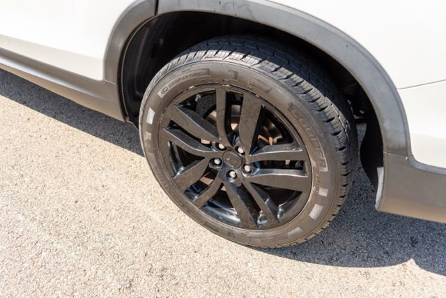 Used 2016 Honda Pilot Touring image 12