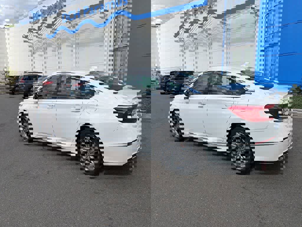 Used 2019 Honda Accord EX image 8