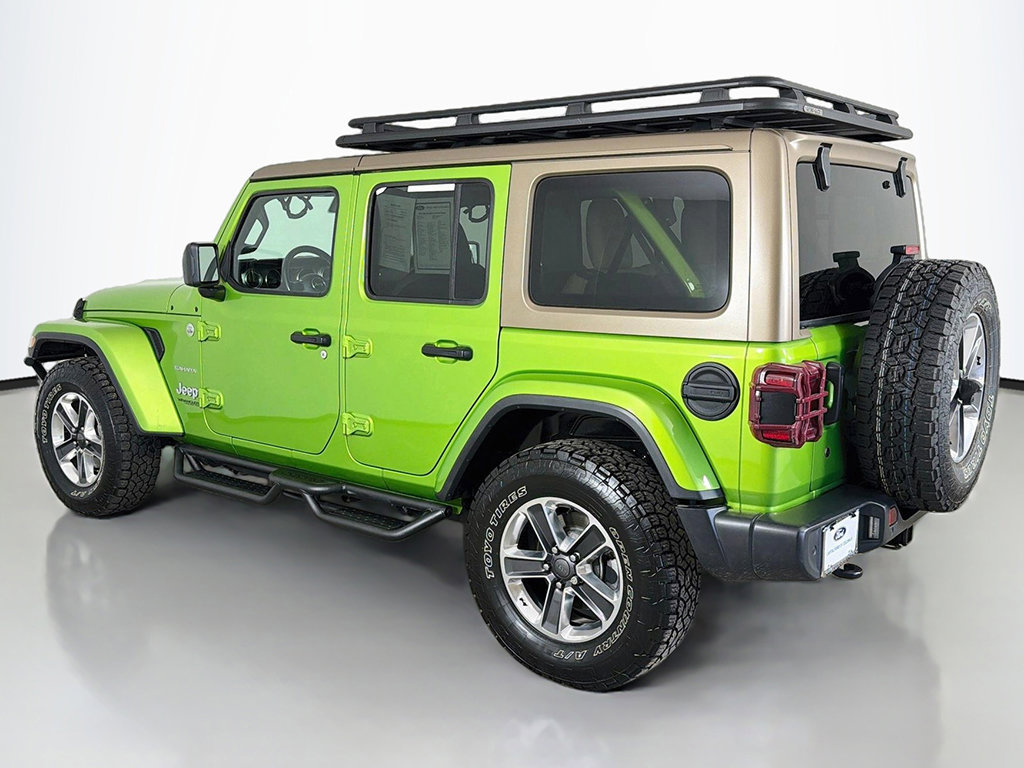Used 2019 Jeep Wrangler Unlimited Sahara w/ Dual Top Group AWD/4WD image 12
