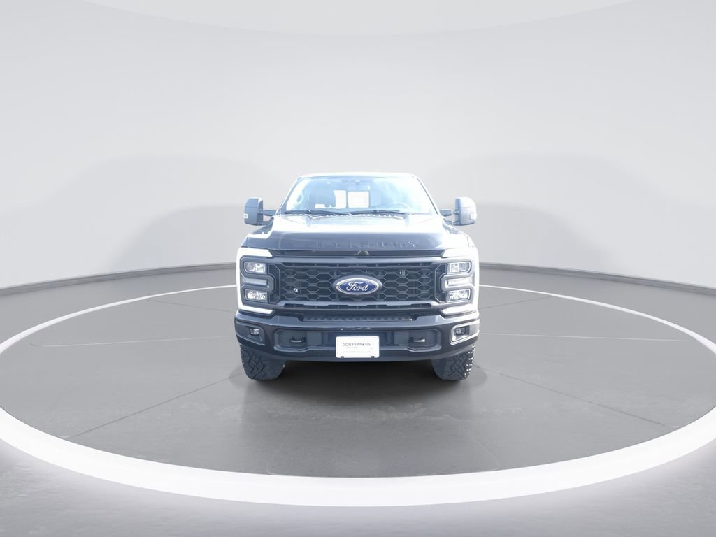 Used 2023 Ford F350 XLT w/ Tremor Off-Road Package image 3