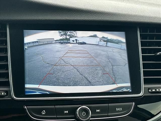 Certified 2021 Buick Encore Preferred w/ Safety Package FWD image 26