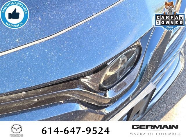 Used 2019 Toyota Camry XLE FWD image 11