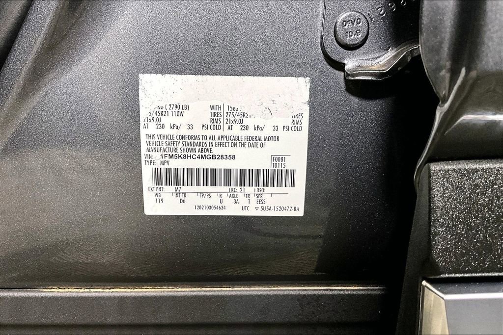 Used 2021 Ford Explorer Platinum w/ Equipment Group 601A image 32