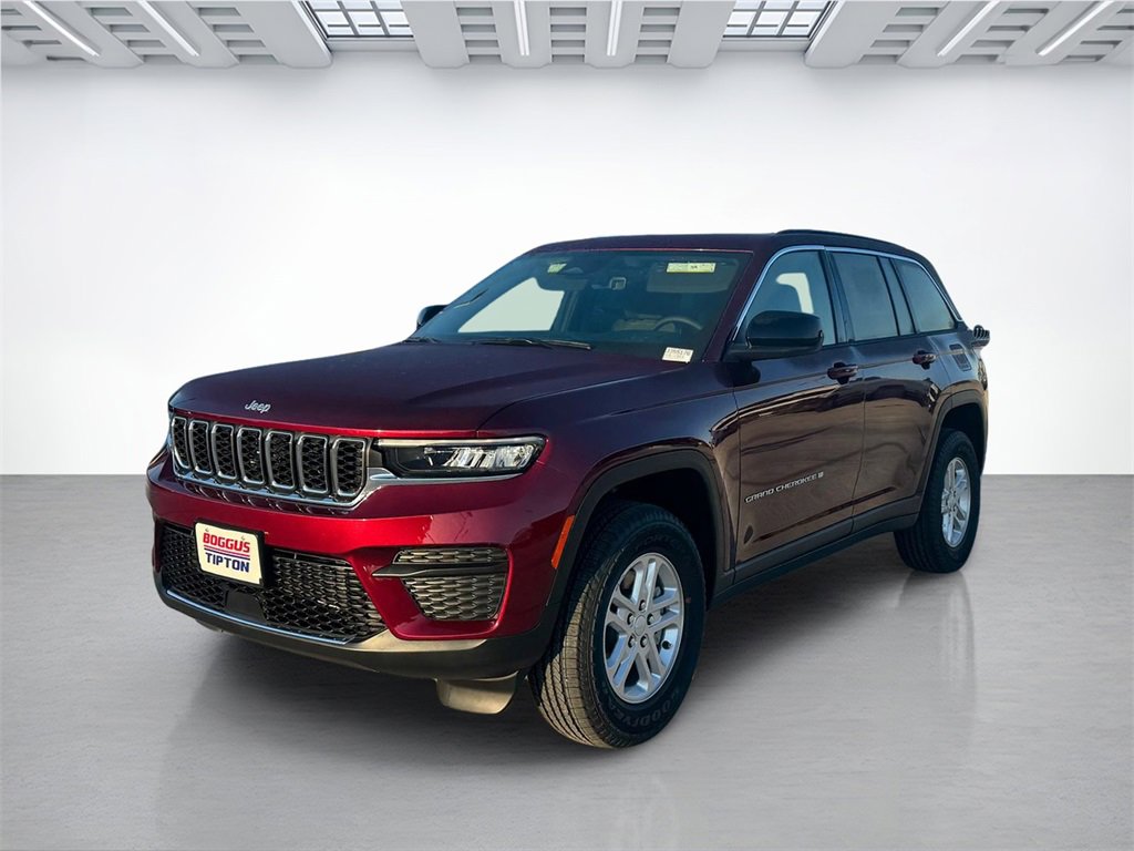 New 2025 Jeep Grand Cherokee Laredo image 7