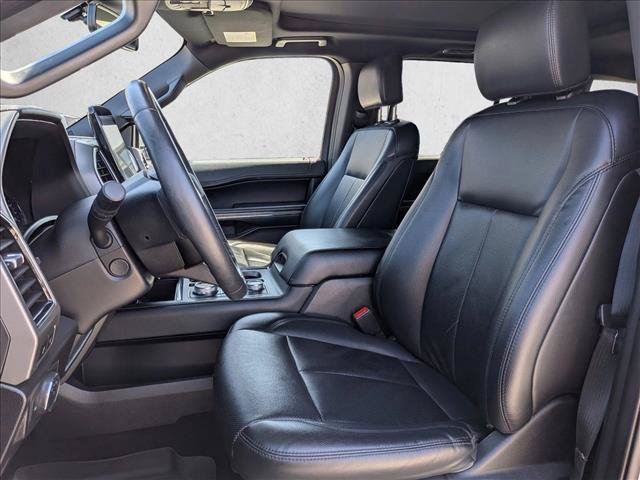 Used 2020 Ford Expedition XLT w/ Equipment Group 202A AWD/4WD image 16