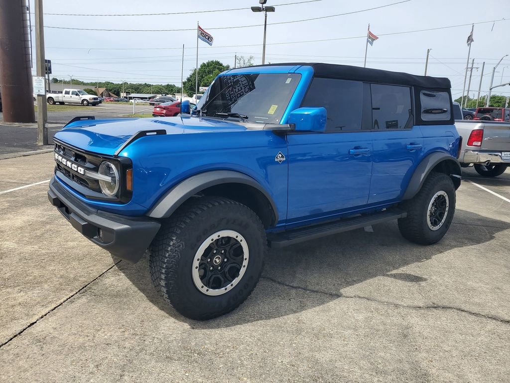 Used 2024 Ford Bronco Outer Banks w/ Sasquatch Package image 2
