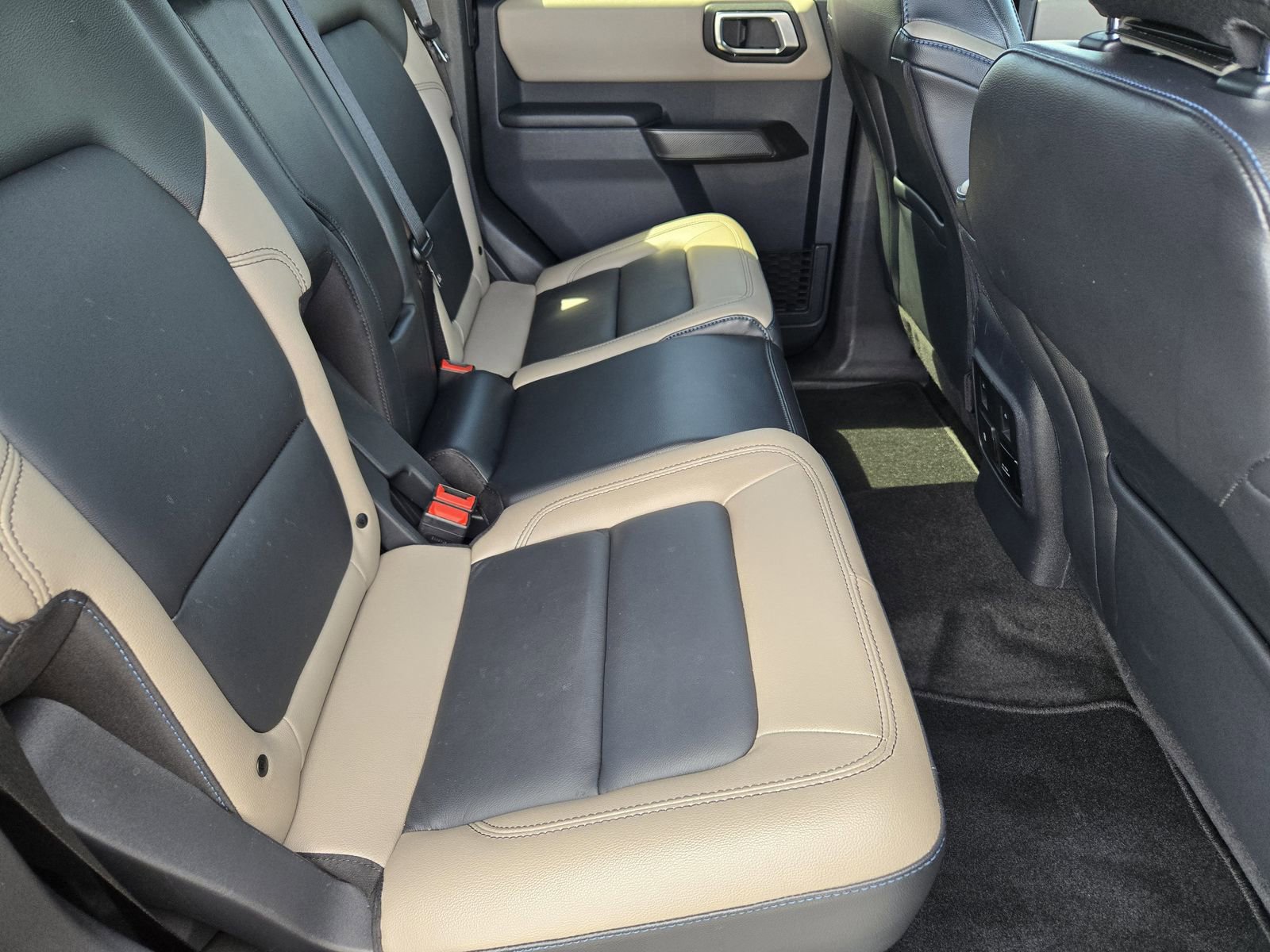 Used 2024 Ford Bronco Wildtrak image 30