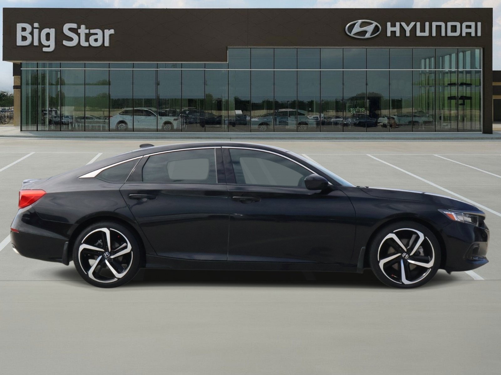 Used 2021 Honda Accord Sport image 5