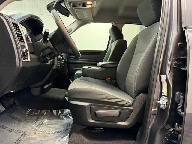 Used 2021 RAM 1500 Express w/ Wheel & Sound Group AWD/4WD image 13