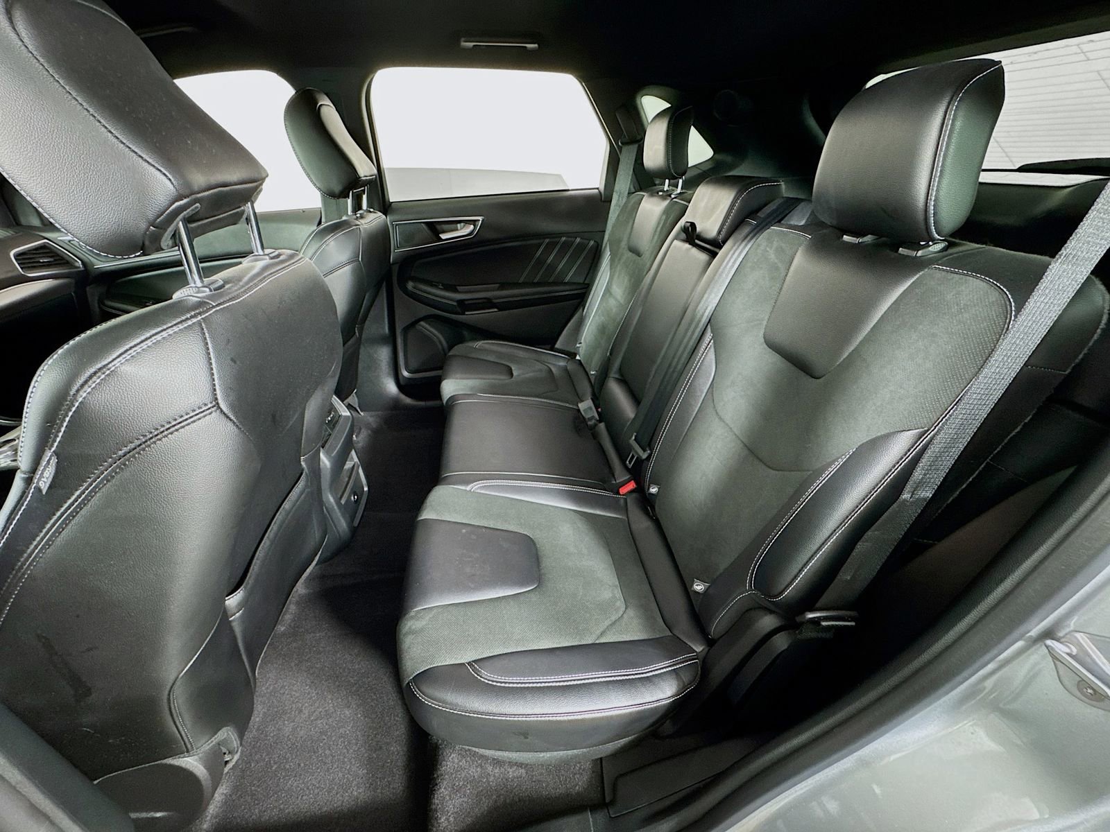 Used 2022 Ford Edge ST AWD/4WD image 17