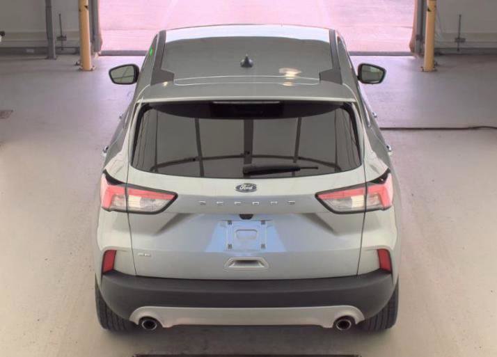 Used 2022 Ford Escape SE w/ Convenience Package AWD/4WD image 4