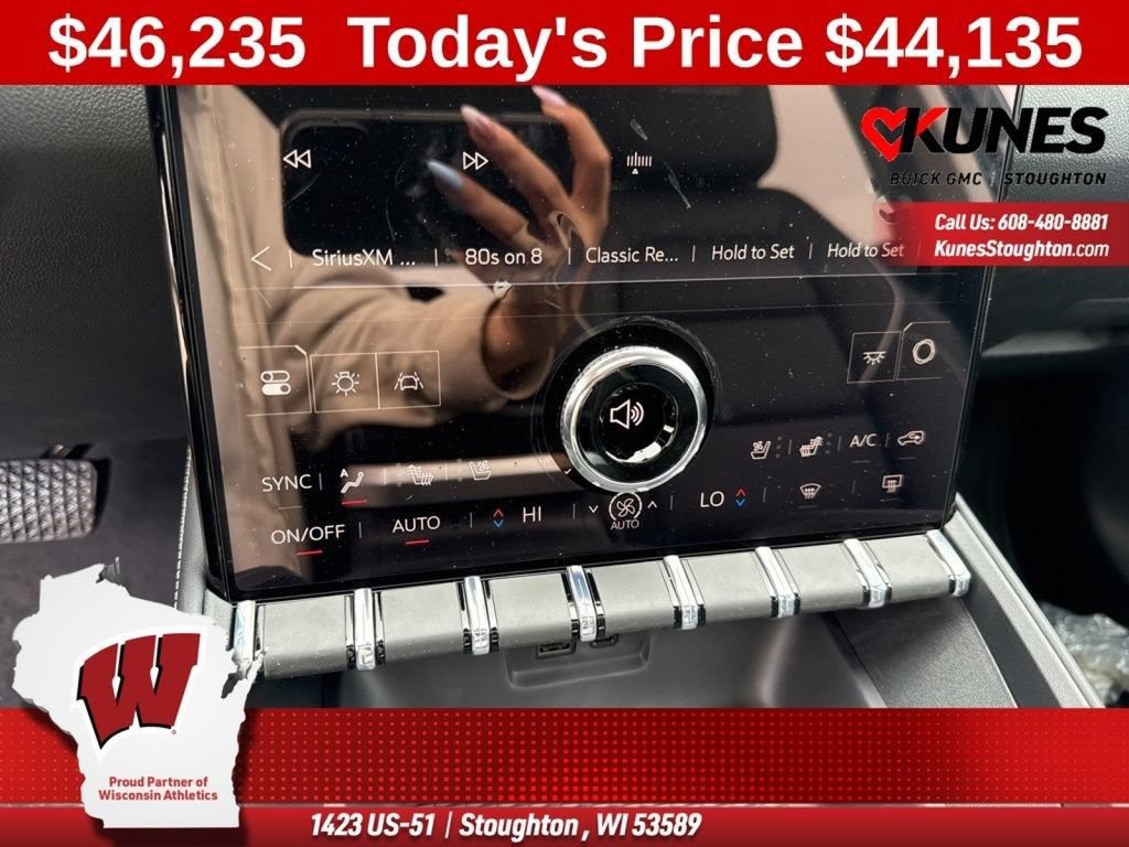 New 2026 GMC Terrain Denali w/ LPO, Floor Liner Package AWD/4WD image 45