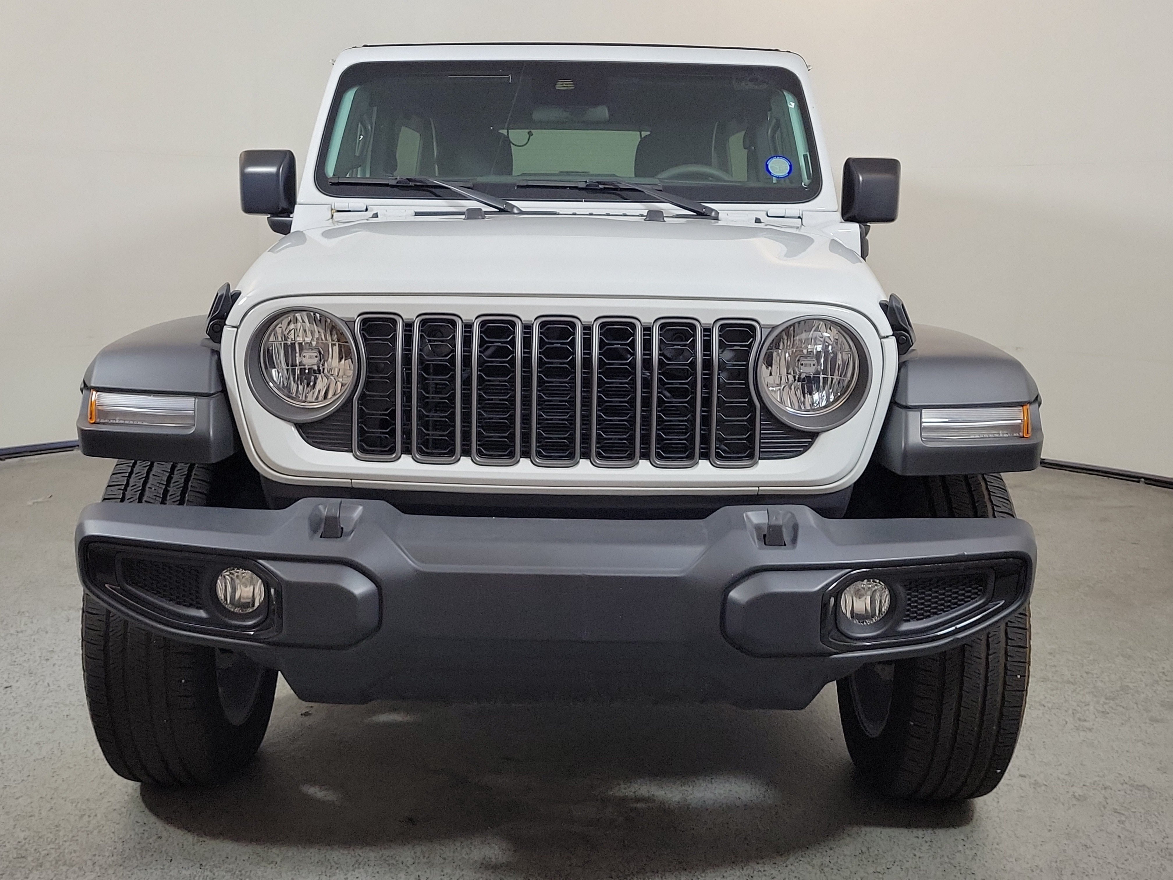 Used 2025 Jeep Wrangler Unlimited Sport S 4xe AWD/4WD image 2