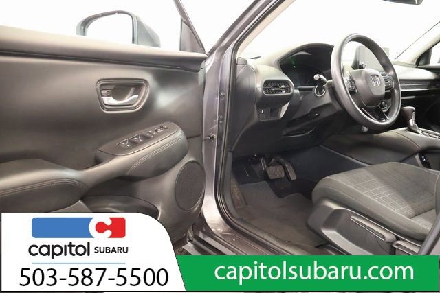 Used 2023 Honda HR-V LX image 9