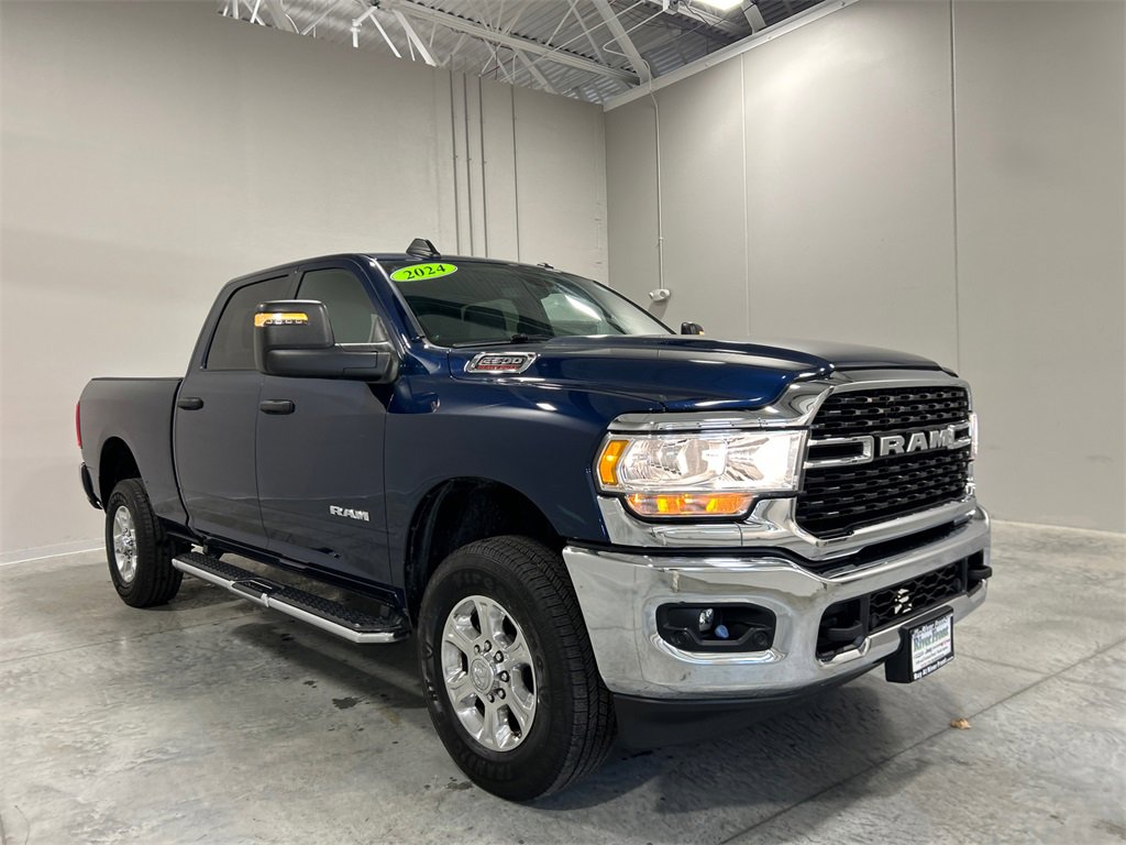 Used 2024 RAM 2500 Big Horn w/ Level 2 Equipment Group image 4