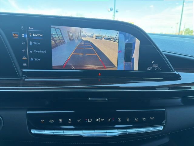 Used 2021 Cadillac Escalade Premium Luxury w/ Driver Assist Tech Package AWD/4WD image 30