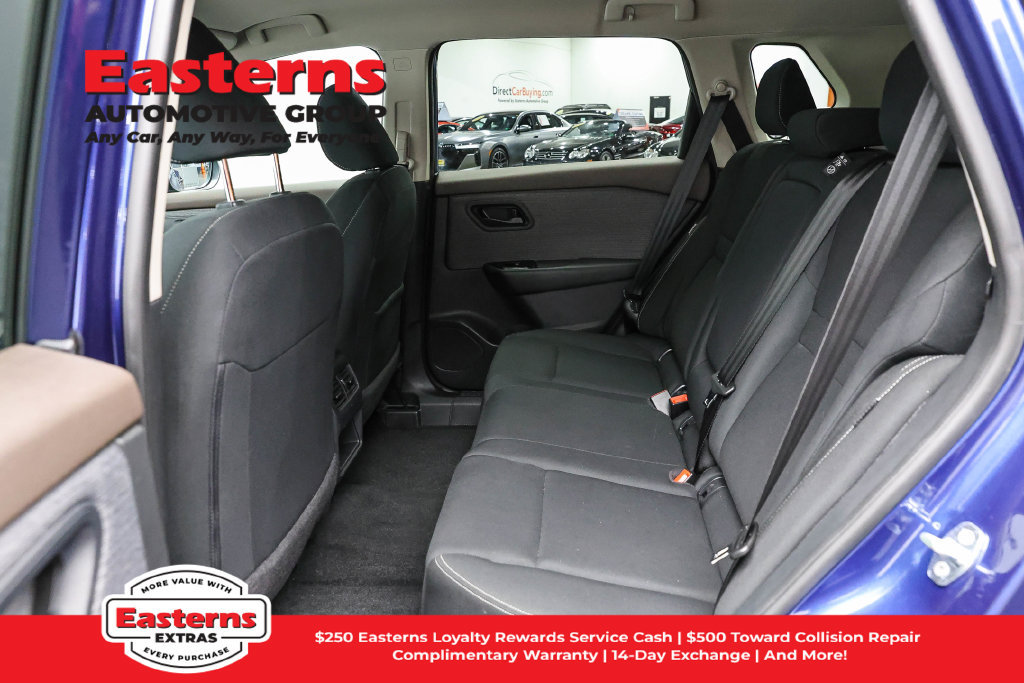 Used 2023 Nissan Rogue S AWD/4WD image 23