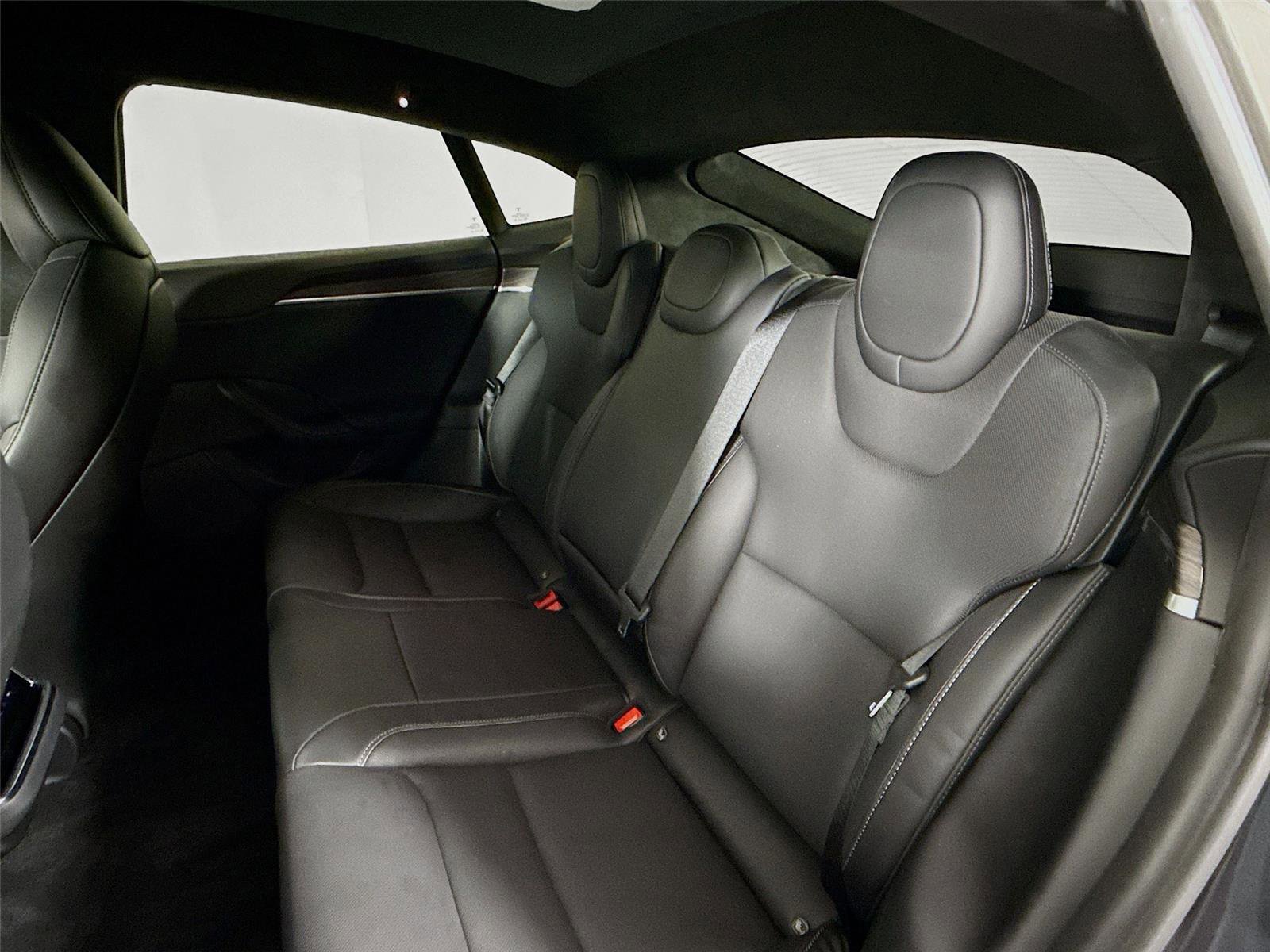 Used 2021 Tesla Model S Plaid image 15