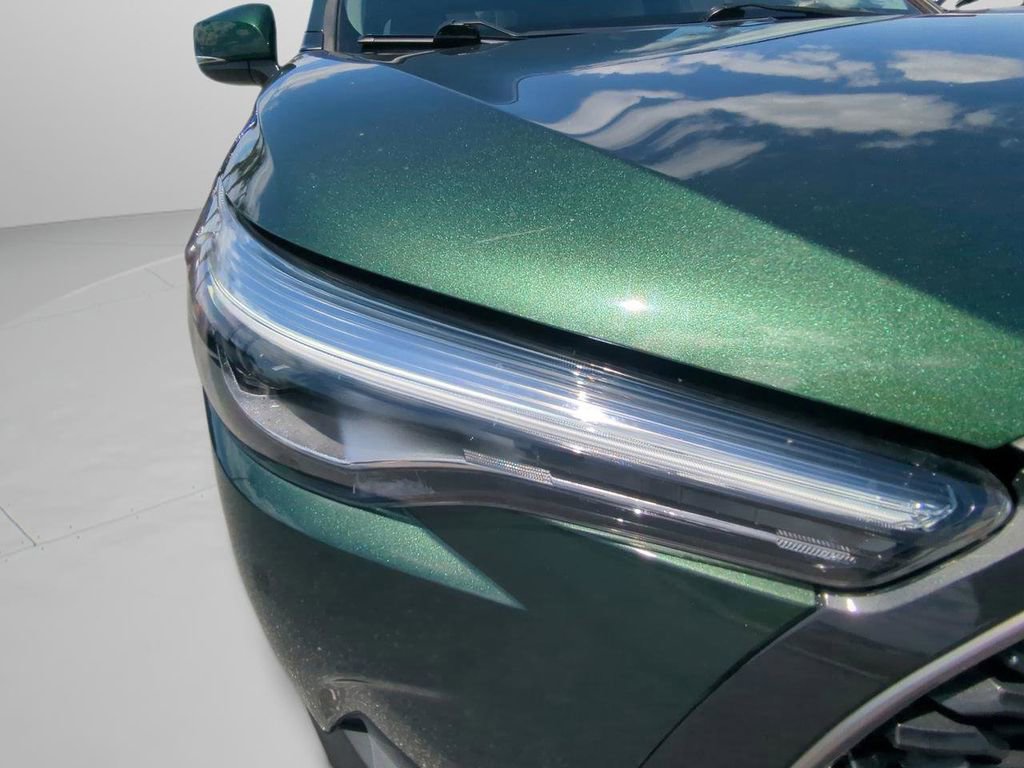 Used 2022 Toyota Corolla Cross XLE FWD image 23