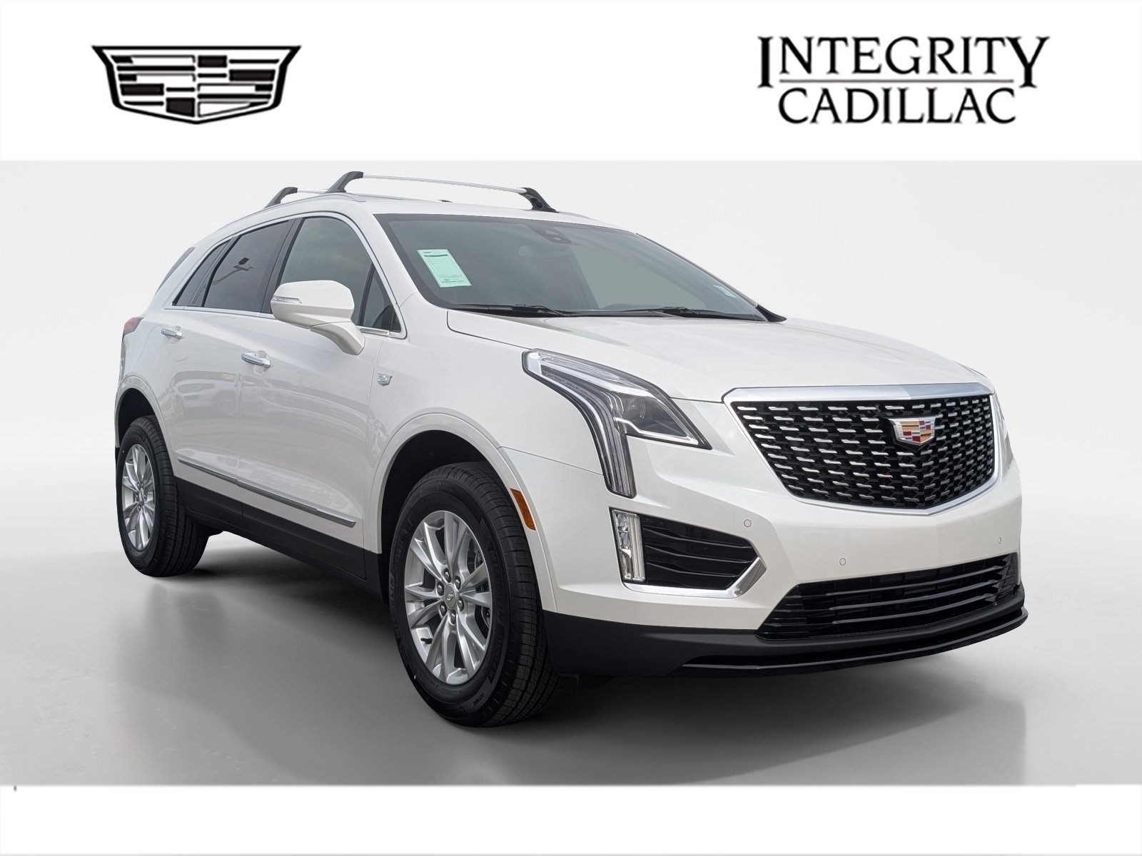 New 2026 Cadillac XT5 Luxury FWD image 1