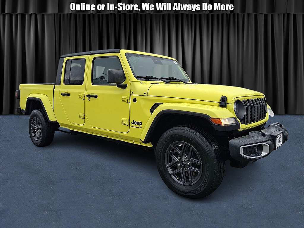 Used 2024 Jeep Gladiator Sport AWD/4WD image 1
