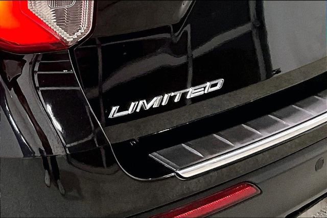 Used 2020 Ford Explorer Limited w/ Equipment Group 310A image 41