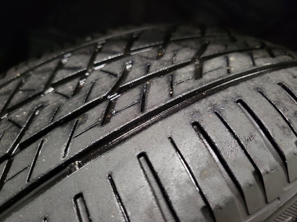 Used 2019 Lexus UX 200 w/ Premium Package image 11