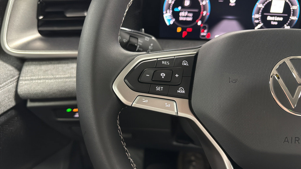 New 2026 Volkswagen Tiguan S AWD/4WD image 21