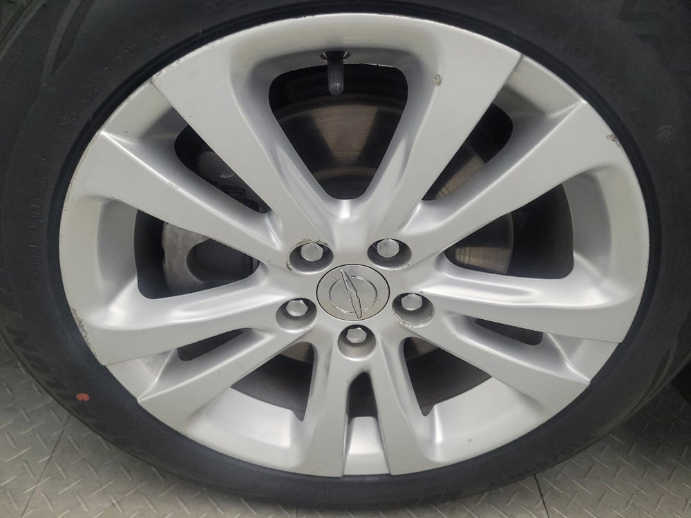 Used 2017 Chrysler 200 Limited Platinum w/ Comfort & Convenience Group image 31