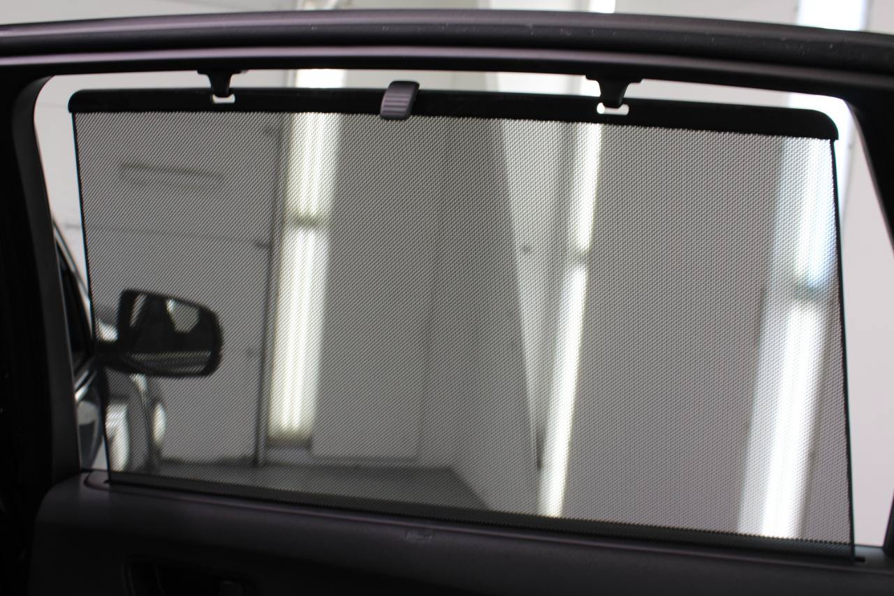 Used 2018 Acura MDX w/ Advance Package FWD image 47
