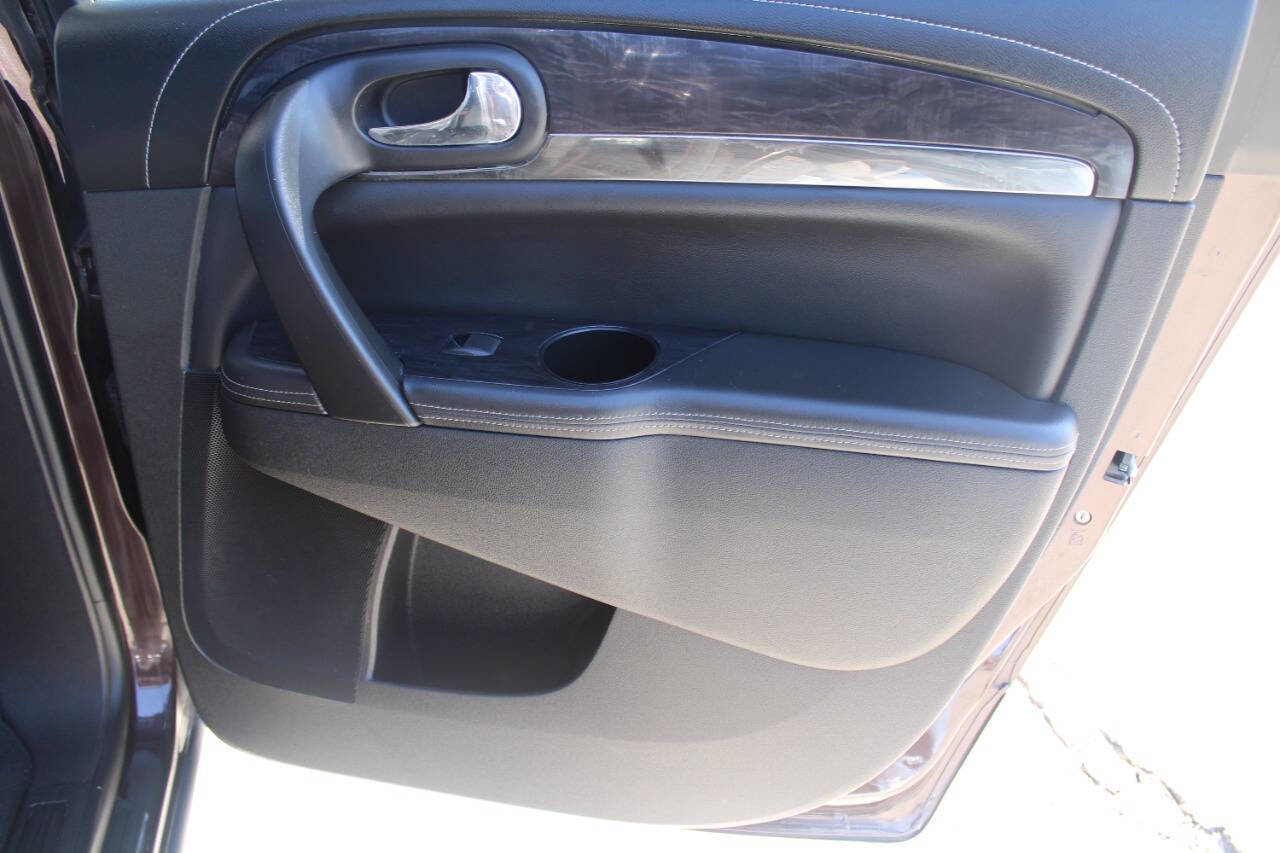 Used 2016 Buick Enclave Premium w/ Enclave Tuscan Edition image 5