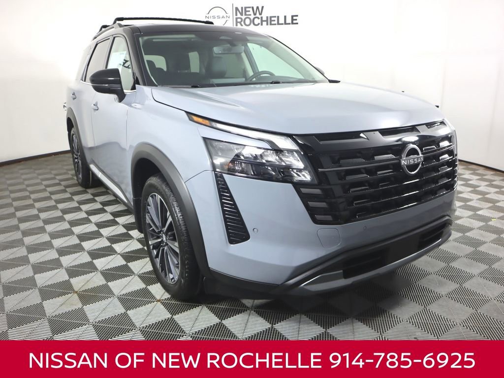 New 2026 Nissan Pathfinder Platinum image 1