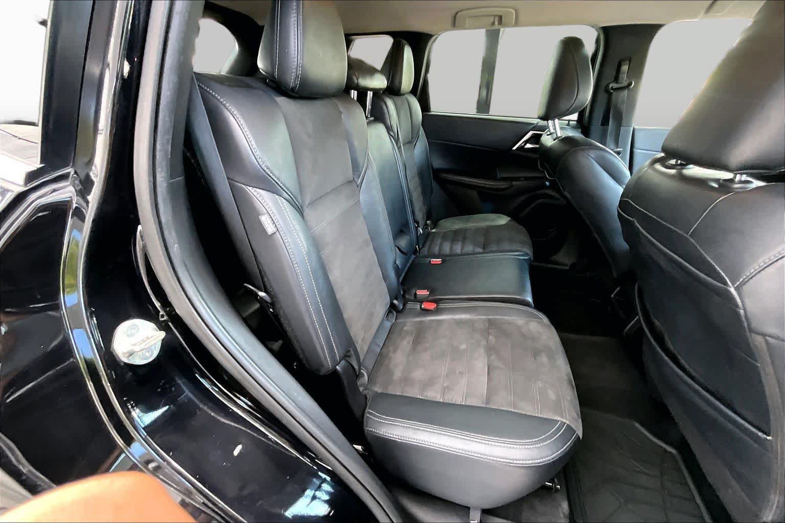 Used 2022 Mitsubishi Outlander SE AWD/4WD image 20