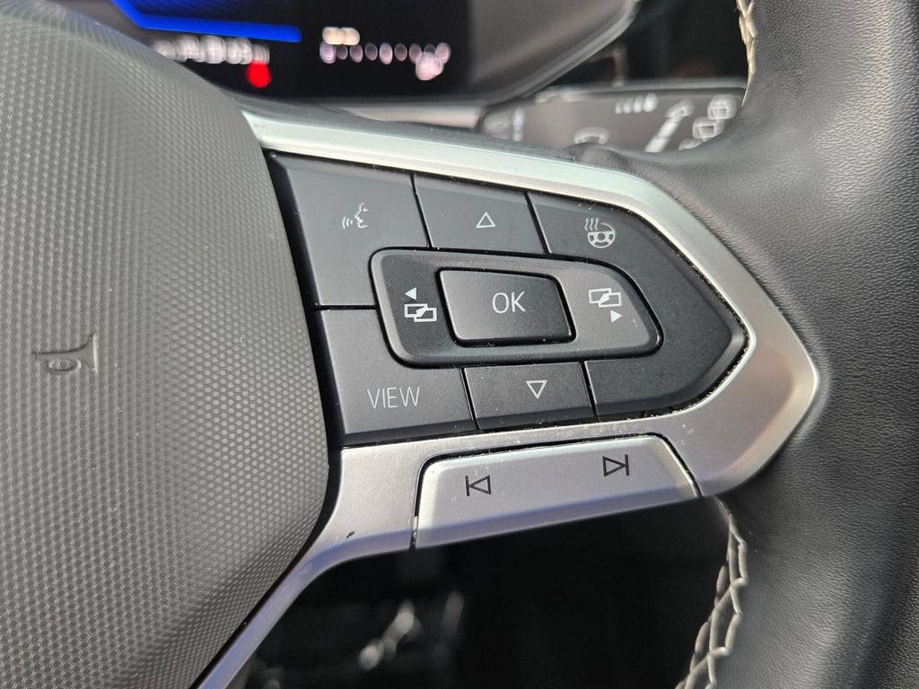 Certified 2024 Volkswagen Taos S FWD image 23